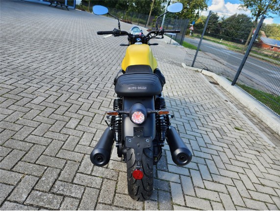 MOTO GUZZI V7 IV STONE E5, ZGUKZA000NM009251