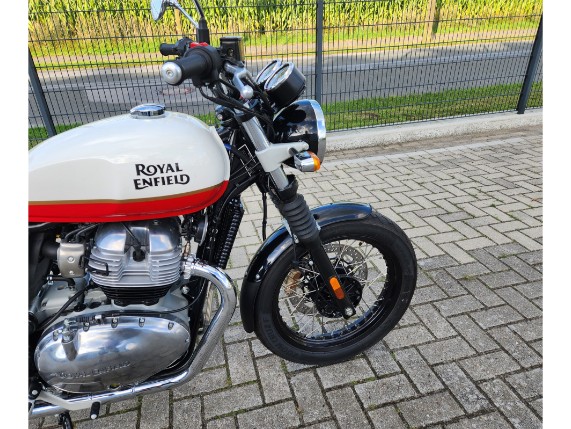 ROYAL ENFIELD Interceptor 650 E5, ME3CNEHT6NK006271