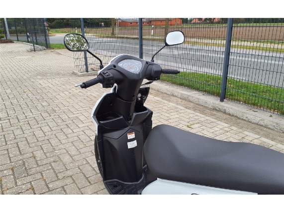 SUZUKI ADDRESS 110 UK, 0003136