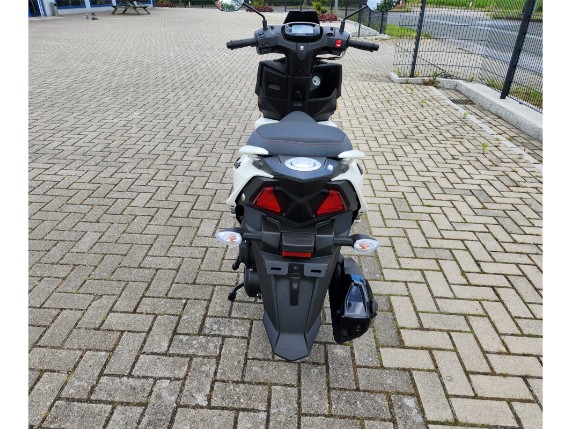 SUZUKI Avenis 125, 0003008
