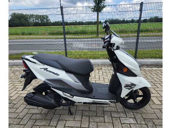 SUZUKI Avenis 125, 0003008