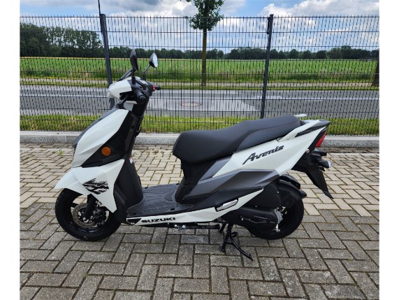 SUZUKI AVENIS 125, MB8EA12LZR8100096