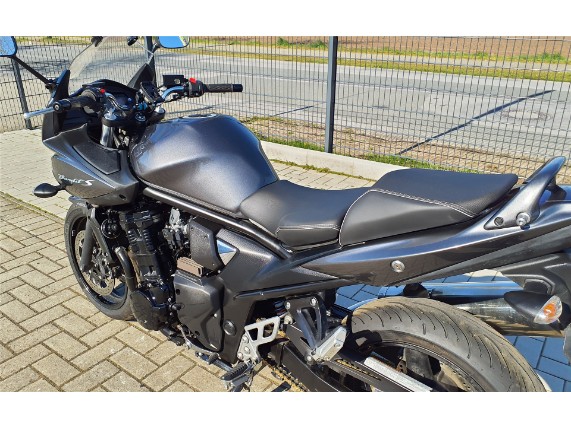 SUZUKI GSF 650 SA, JS1CZ112100102097