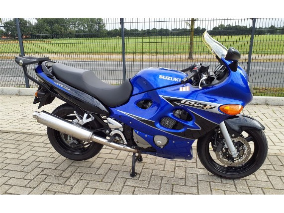 Suzuki GSX 600 F, JS1AJ111200108973