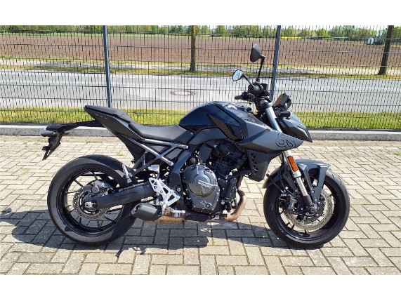 Suzuki GSX-8 S, 0003015