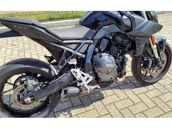 Suzuki GSX-8 S, 0003015