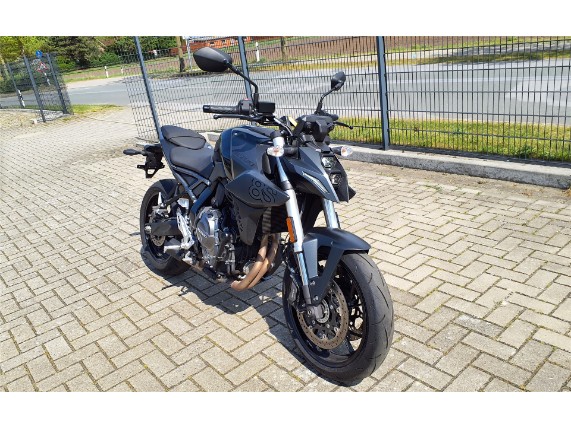 Suzuki GSX-8 S, 0003015
