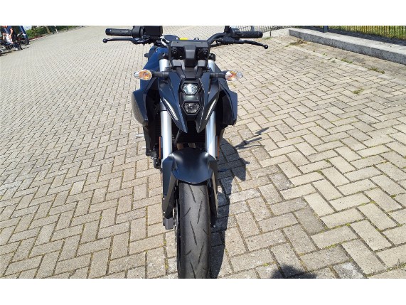 Suzuki GSX-8 S, 0003015