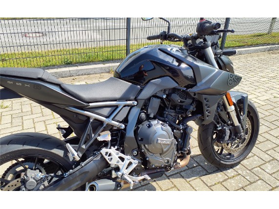 Suzuki GSX-8 S, 0003015