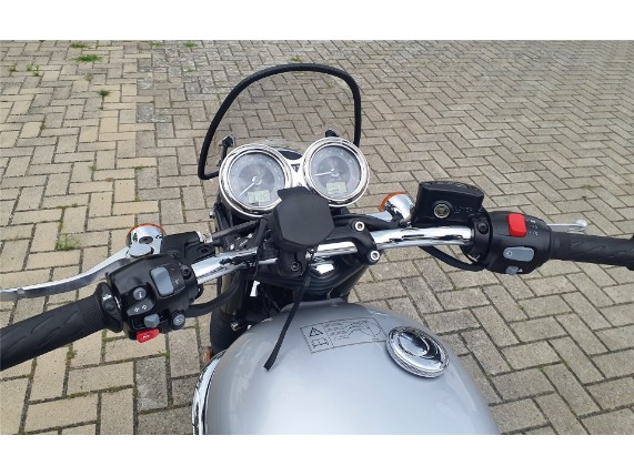 TRIUMPH BONNEVILLE 1200 T 120  ABS, 0002895