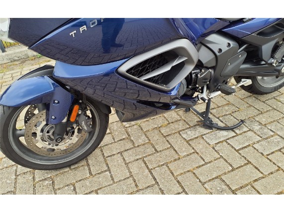 TRIUMPH TROPHY 1200 SE, 0000376