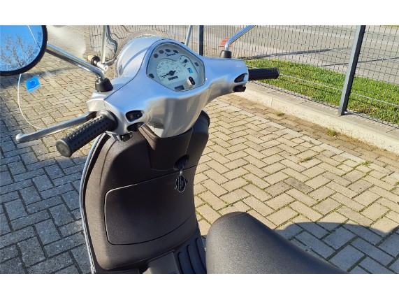 Vespa/Piaggio LX 50 2T, 0002794