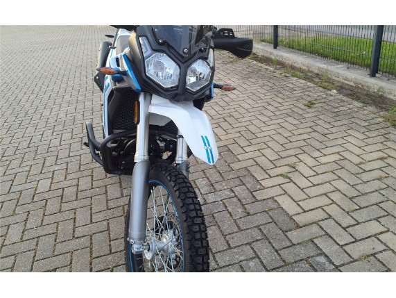 VOGE 300 Rally E5, 0003045