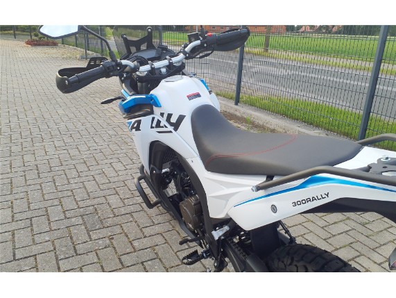 VOGE 300 Rally E5, 0003045