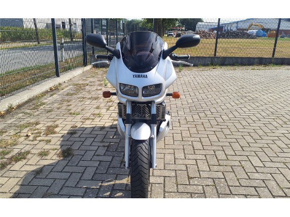 Yamaha FZS 600 FAZER, 0003119