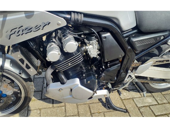 Yamaha FZS 600 FAZER, 0003119