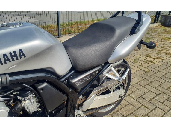 Yamaha FZS 600 FAZER, 0003119