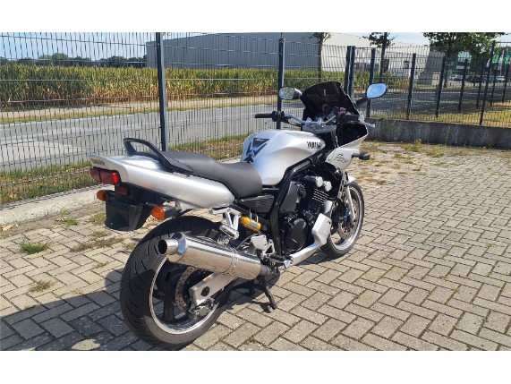 Yamaha FZS 600 FAZER, 0003119