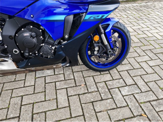 Yamaha YZF-R1, 0002760