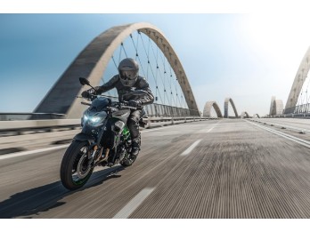 Z900