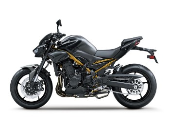 Z900