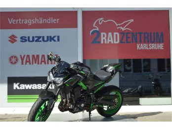Z900