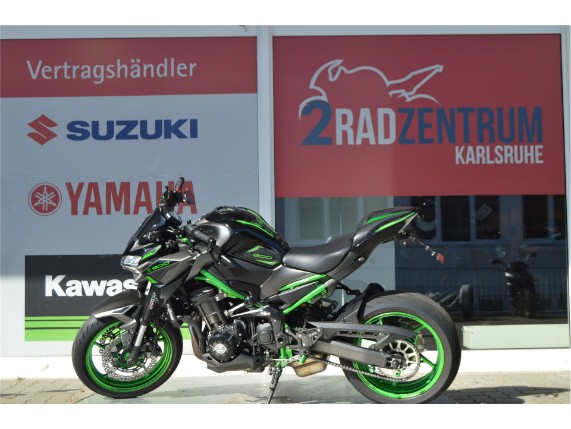 Kawasaki Z900, 0038026