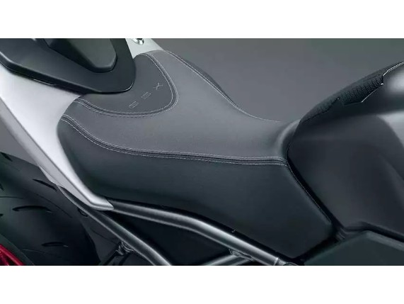 SUZUKI GSX-8R Dadai Iro Power Edition, 0037996