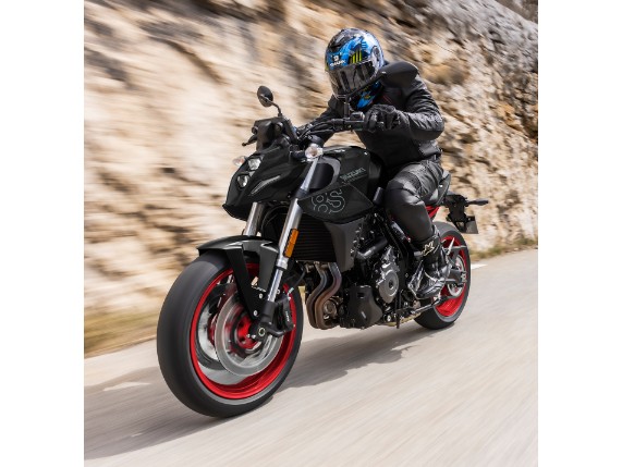 Suzuki GSX-8S, 0037042