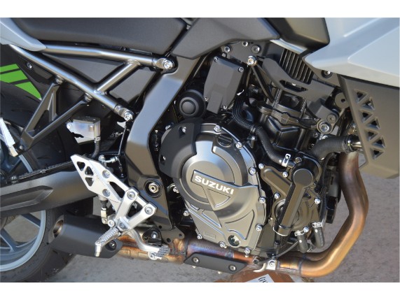 SUZUKI GSX-8S (35KW), 0036837