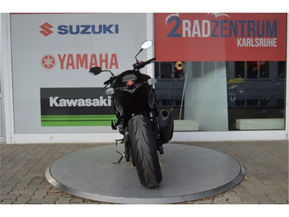 SUZUKI GSX-S 750, JS1C533NZK7102098