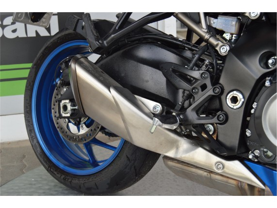 SUZUKI GSX-S1000 GT Travel Edition, 0035105
