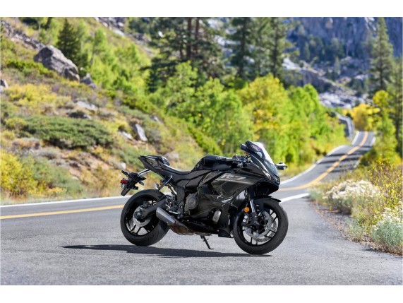 Yamaha R7, 0038034