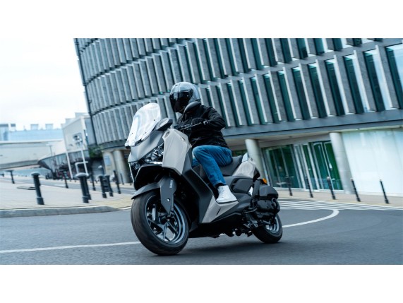YAMAHA XMAX 125 TECHMAX+, 0037433