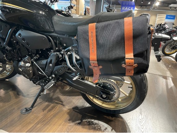 YAMAHA XSR 700, 0035104