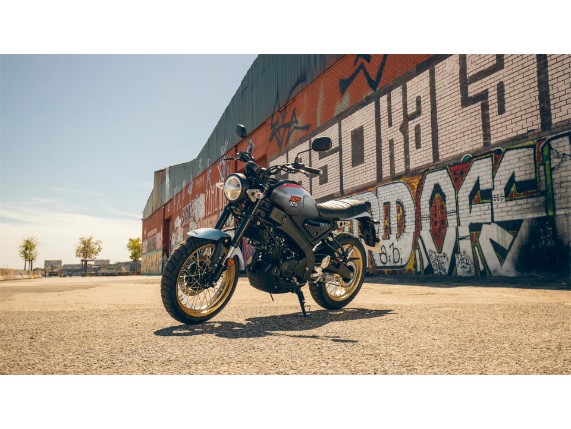 Yamaha XSR125 Legacy, 0037561