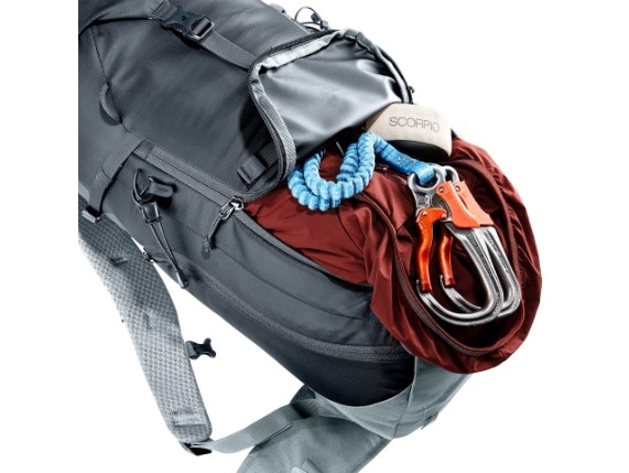 deuter-trail-24-black_shale-3440323-7411_4