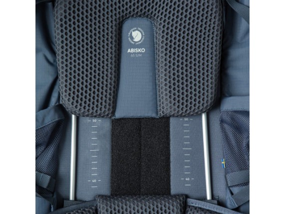 Fjaell-Raeven-abisko_trek_65_navy_4