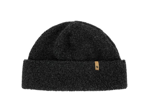 Fjaell-Raeven-kaitum_beanie-darkgrey_3