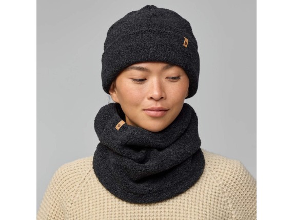 Fjaell-Raeven-kaitum_beanie-darkgrey_4