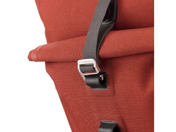 Ortlieb-Back-Roller-Plus-QL22-darkchili-f5213_6