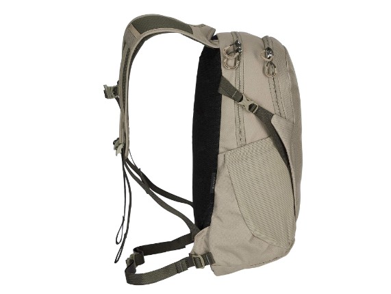 Osprey_daylite_concrete-tan_2