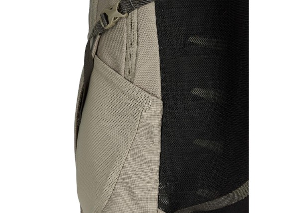 Osprey_daylite_concrete-tan_8