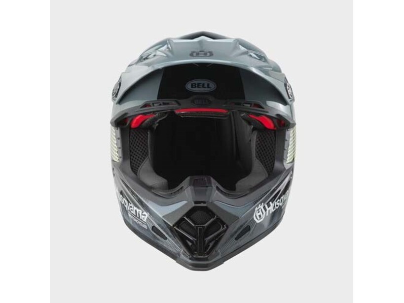 pho_hs_pers_vs_139564_3hs24001550x_moto_9s_flex_railed_helmet_front__sall__awsg__v1