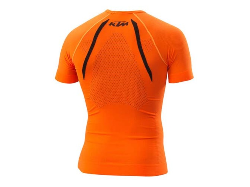 pho_pw_pers_rs_550281_3pw24001040x_undershirt_performance_summer_short_back_street_equipment__sall__awsg__v1