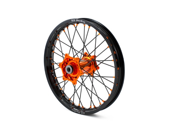 pho_pp_nmon_7901090104404_factory_rear_wheel_2_15x19___sall__awsg__v1