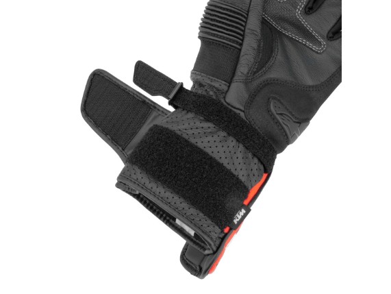 pho_pw_det_647812_3pw25000400x_ktm_sp_2_v3_gloves_detail_3_street_equipment__sall__awsg__v1