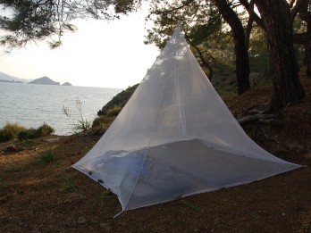 Moskitonetz Fine Mesh Pyramid