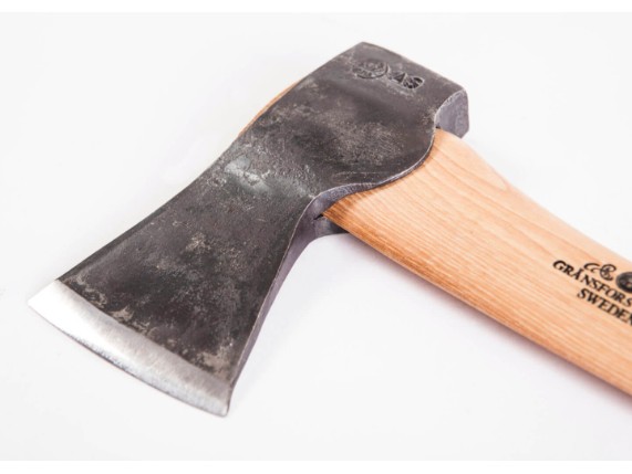 420-liten-skogsyxa_6-2-1440x1025