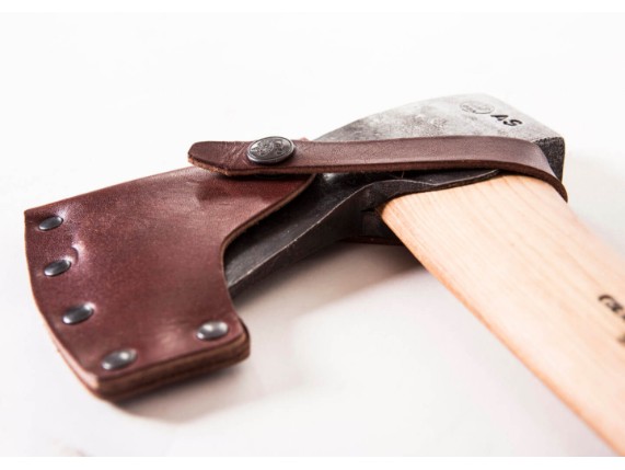 420-liten-skogsyxa_7-2-1440x1025